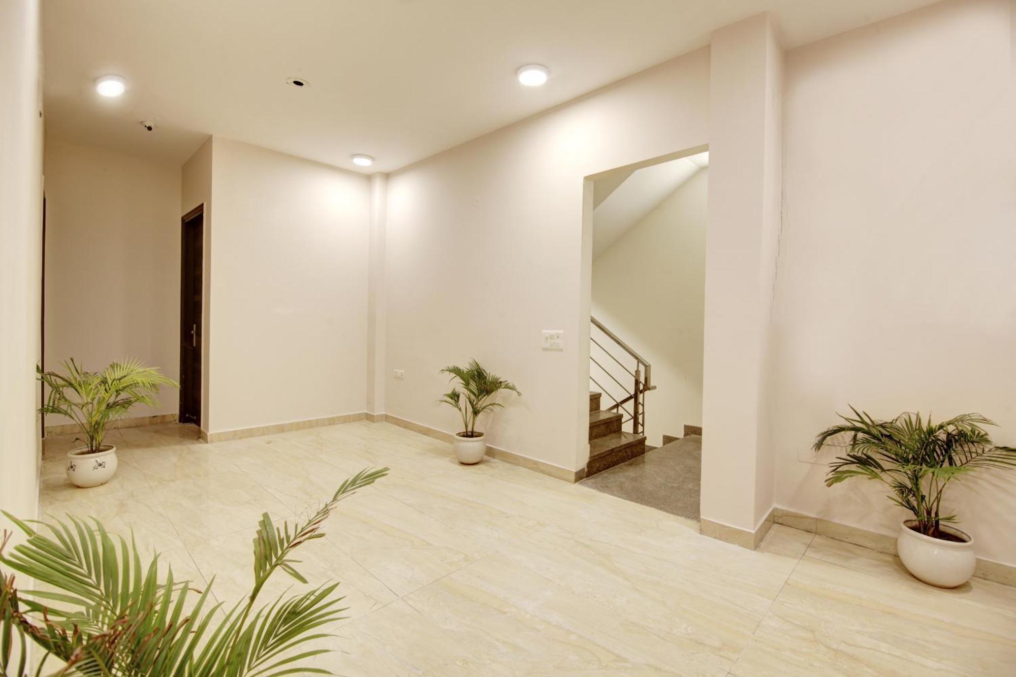 Limewood Stay - Fortis Hospital Ґурґаон Екстер'єр фото