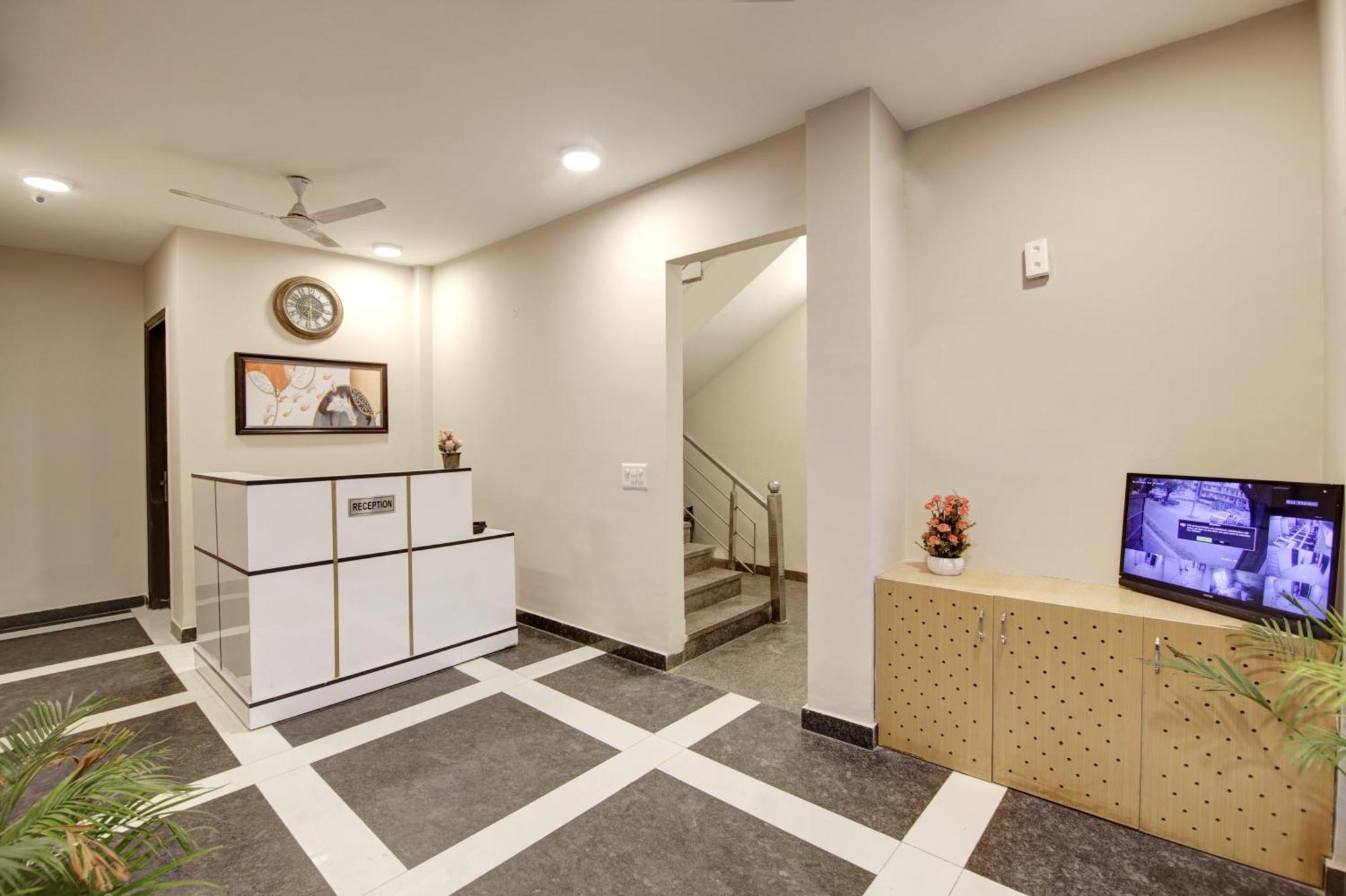 Limewood Stay - Fortis Hospital Ґурґаон Екстер'єр фото