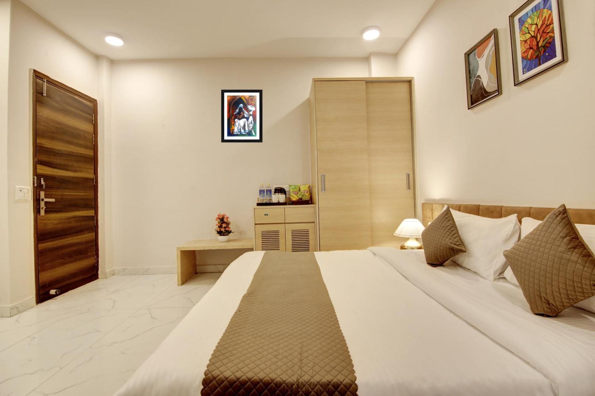 Limewood Stay - Fortis Hospital Ґурґаон Екстер'єр фото