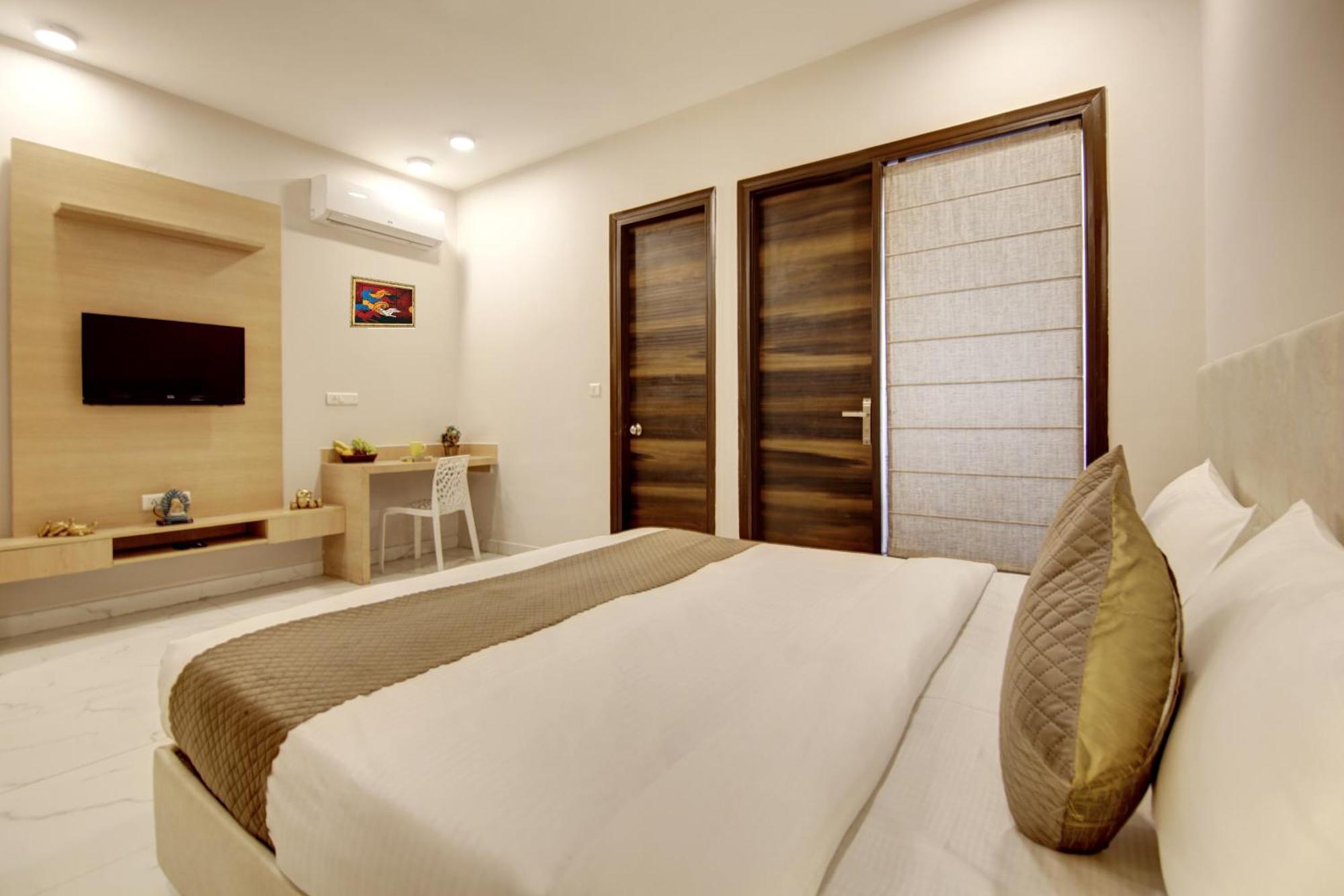 Limewood Stay - Fortis Hospital Ґурґаон Екстер'єр фото